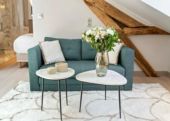 Sumptuous Near De Ville&marais *